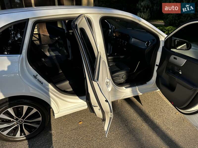 Хэтчбек Mercedes-Benz B-Class 2019 в Киеве