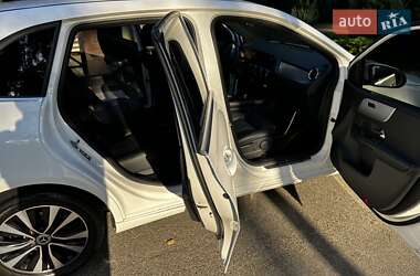 Хэтчбек Mercedes-Benz B-Class 2019 в 