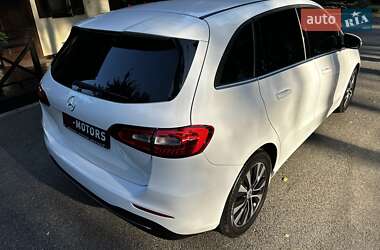 Хэтчбек Mercedes-Benz B-Class 2019 в 