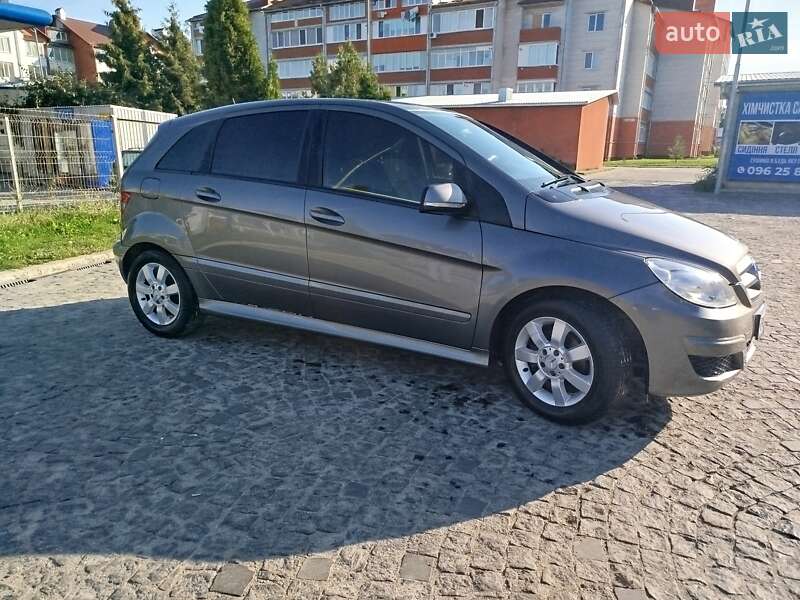 Хэтчбек Mercedes-Benz B-Class 2010 в Чорткове
