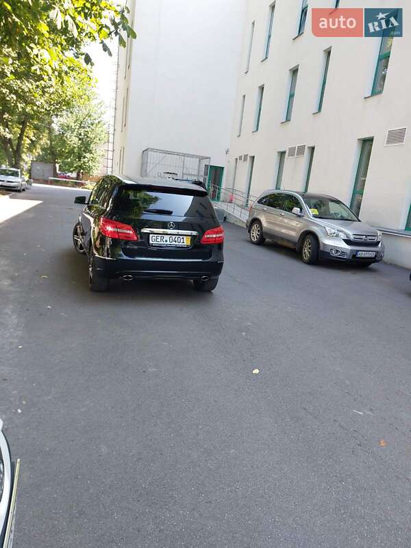 Хэтчбек Mercedes-Benz B-Class 2014 в Виннице фото 6 Хэтчбек Mercedes-Benz B-Class 2014 в Виннице
