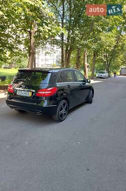 Хэтчбек Mercedes-Benz B-Class 2014 в 