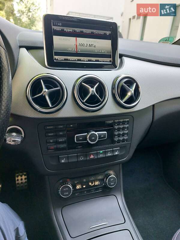Хэтчбек Mercedes-Benz B-Class 2014 в Виннице фото 15 Хэтчбек Mercedes-Benz B-Class 2014 в Виннице