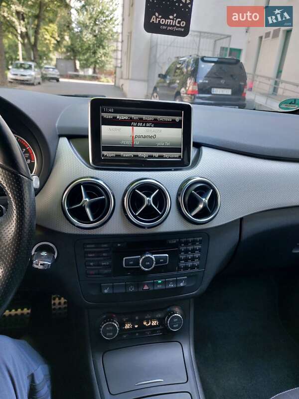 Хэтчбек Mercedes-Benz B-Class 2014 в Виннице фото 21 Хэтчбек Mercedes-Benz B-Class 2014 в Виннице