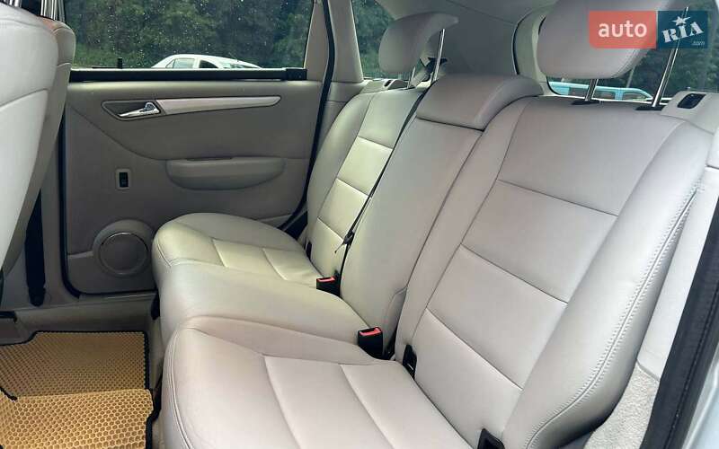 Хэтчбек Mercedes-Benz B-Class 2009 в Черновцах
