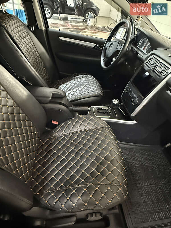 Хэтчбек Mercedes-Benz B-Class 2010 в Харькове фото 10 Хэтчбек Mercedes-Benz B-Class 2010 в Харькове