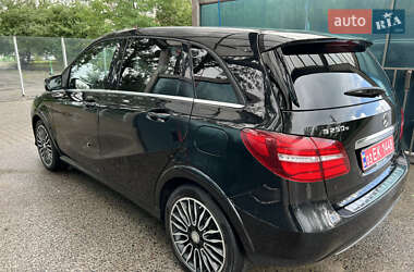 Хэтчбек Mercedes-Benz B-Class 2015 в 