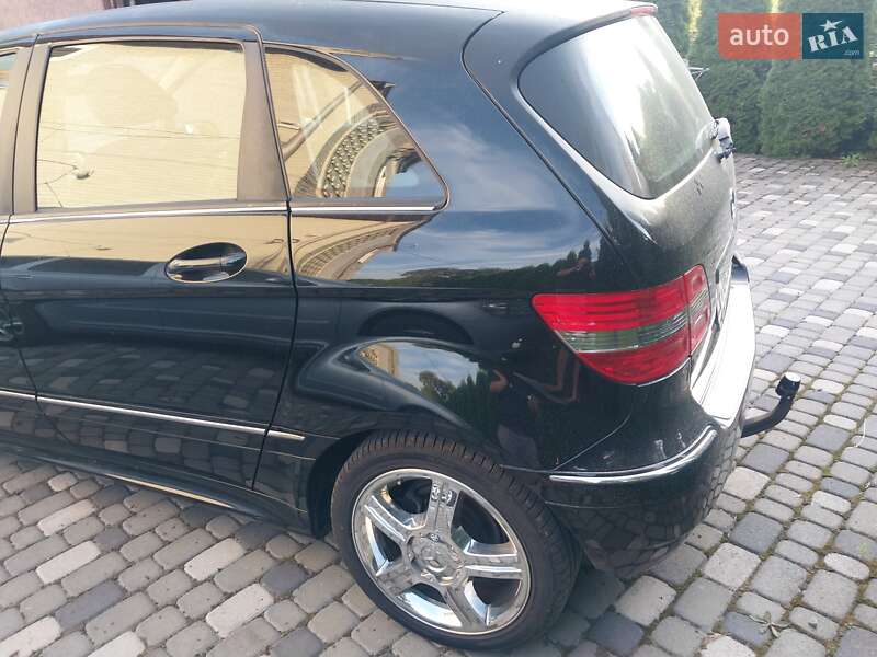 Хэтчбек Mercedes-Benz B-Class 2010 в Великой Багачке