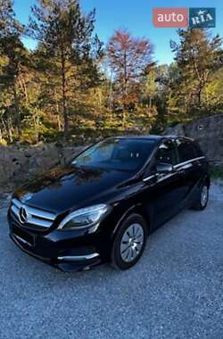 Хэтчбек Mercedes-Benz B-Class 2016 в Полтаве