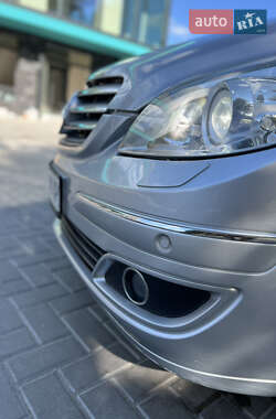 Хэтчбек Mercedes-Benz B-Class 2006 в 