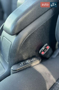 Хэтчбек Mercedes-Benz B-Class 2006 в 
