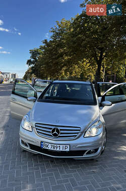 Хэтчбек Mercedes-Benz B-Class 2006 в 