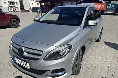 Хэтчбек Mercedes-Benz B-Class 2017 в Львове