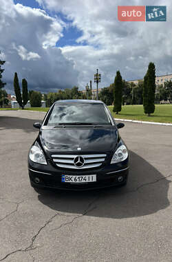 Хэтчбек Mercedes-Benz B-Class 2006 в 