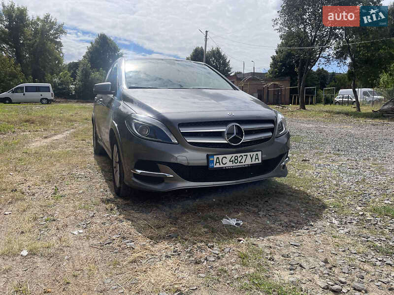 Хетчбек Mercedes-Benz B-Class 2017 в Луцьку