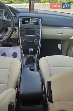 Хэтчбек Mercedes-Benz B-Class 2008 в 