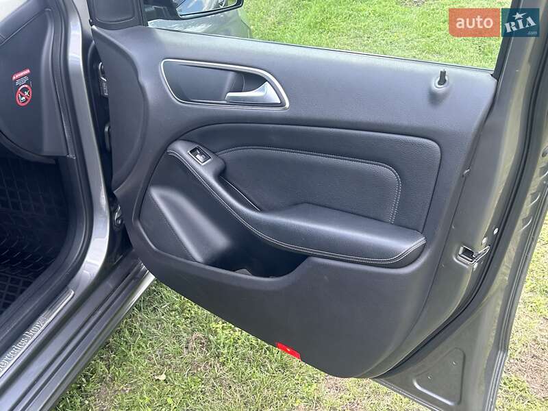 Хетчбек Mercedes-Benz B-Class 2014 в Глевасі