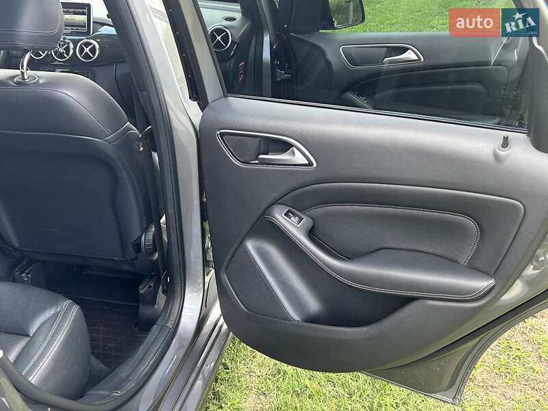 Хетчбек Mercedes-Benz B-Class 2014 в Глевасі