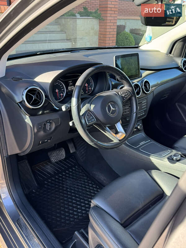 Хетчбек Mercedes-Benz B-Class 2017 в Тернополі
