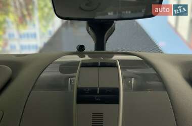 Хэтчбек Mercedes-Benz B-Class 2010 в 