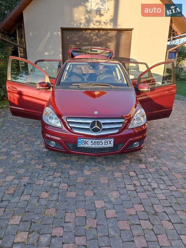 Хэтчбек Mercedes-Benz B-Class 2011 в Ровно фото 3 Хэтчбек Mercedes-Benz B-Class 2011 в Ровно