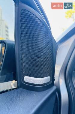 Хетчбек Mercedes-Benz B-Class 2015 в 