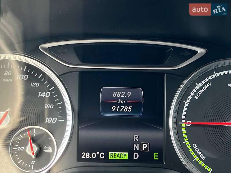 Хэтчбек Mercedes-Benz B-Class 2017 в Львове