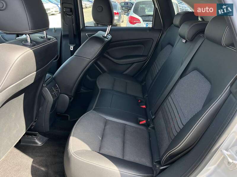 Хэтчбек Mercedes-Benz B-Class 2017 в Львове