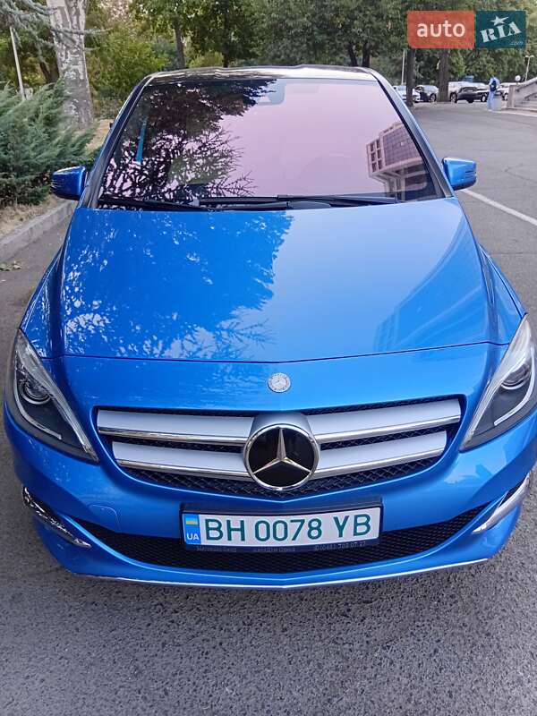 Хэтчбек Mercedes-Benz B-Class 2014 в Одессе фото 9 Хэтчбек Mercedes-Benz B-Class 2014 в Одессе