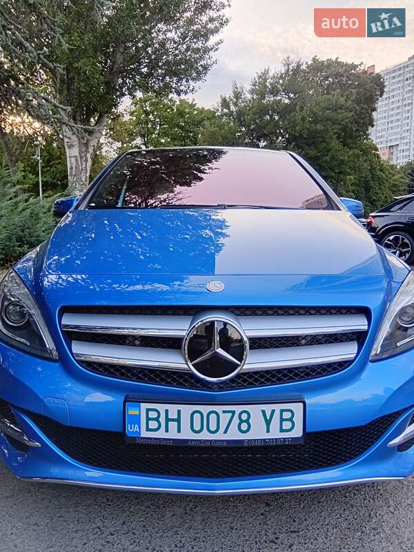 Хэтчбек Mercedes-Benz B-Class 2014 в Одессе фото 10 Хэтчбек Mercedes-Benz B-Class 2014 в Одессе