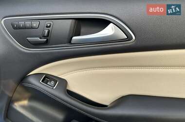 Хэтчбек Mercedes-Benz B-Class 2014 в 