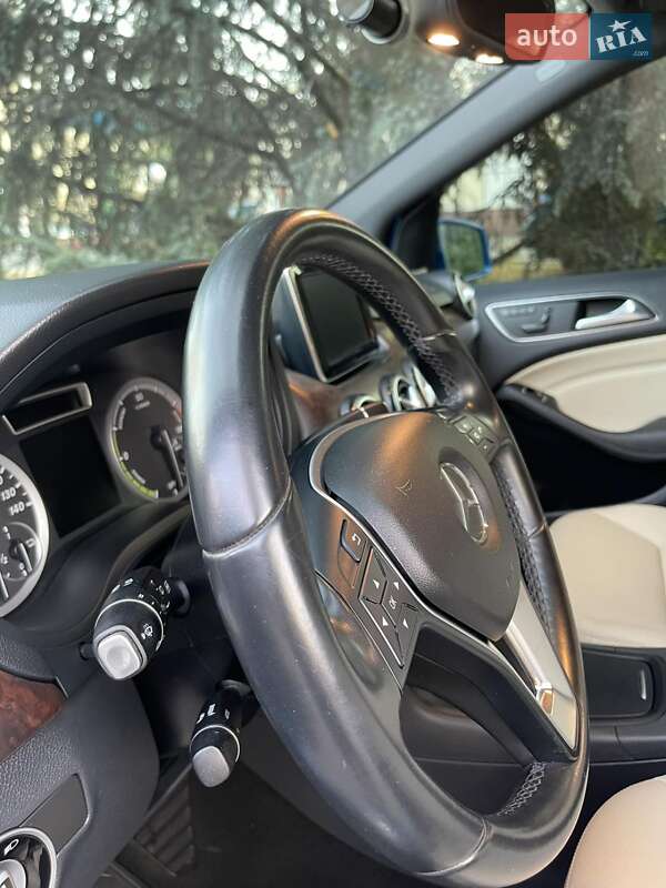 Хэтчбек Mercedes-Benz B-Class 2014 в Одессе фото 31 Хэтчбек Mercedes-Benz B-Class 2014 в Одессе