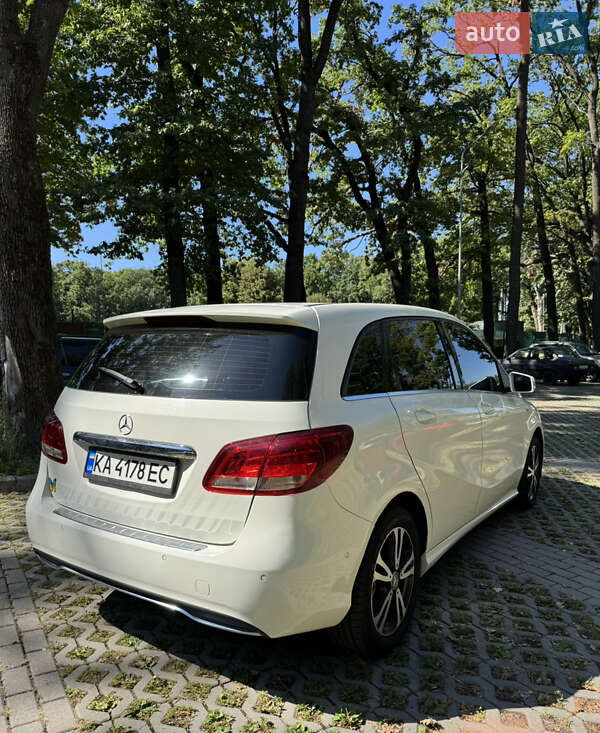 Хетчбек Mercedes-Benz B-Class 2015 в Києві