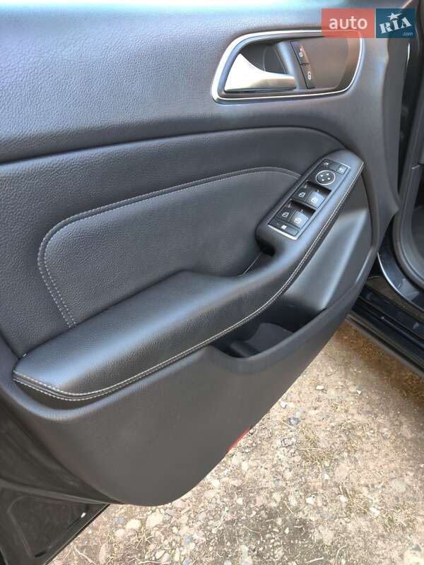 Хэтчбек Mercedes-Benz B-Class 2013 в Черновцах