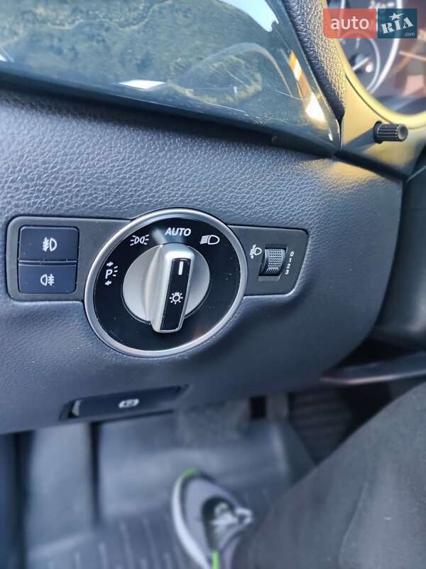 Хэтчбек Mercedes-Benz B-Class 2013 в Черновцах