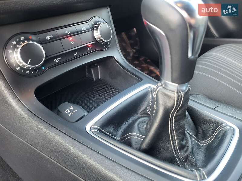 Хэтчбек Mercedes-Benz B-Class 2012 в Луцке