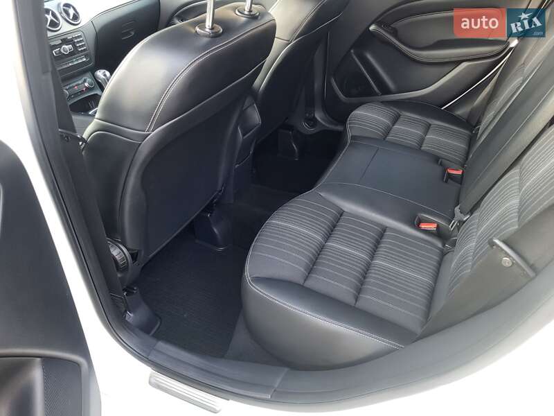 Хэтчбек Mercedes-Benz B-Class 2012 в Луцке