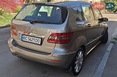 Хэтчбек Mercedes-Benz B-Class 2008 в 