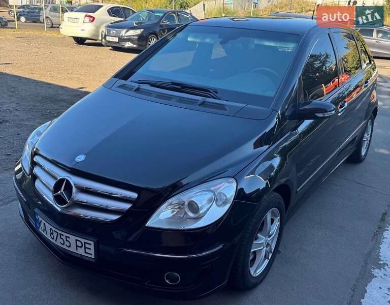 Хэтчбек Mercedes-Benz B-Class 2008 в 