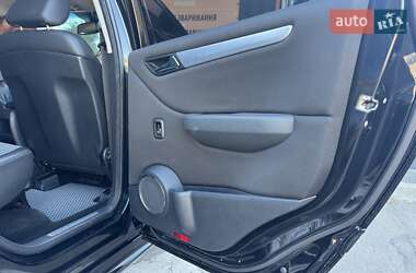 Хэтчбек Mercedes-Benz B-Class 2008 в 