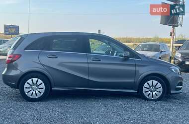 Хетчбек Mercedes-Benz B-Class 2015 в 