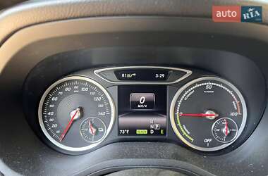 Хэтчбек Mercedes-Benz B-Class 2015 в 