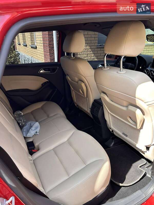 Хэтчбек Mercedes-Benz B-Class 2015 в Черкассах фото 9 Хэтчбек Mercedes-Benz B-Class 2015 в Черкассах