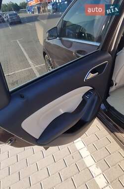 Хэтчбек Mercedes-Benz B-Class 2016 в 