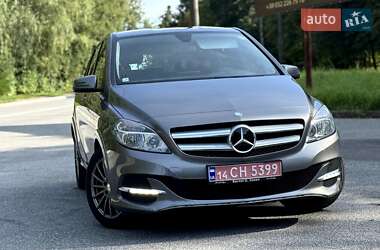 Хэтчбек Mercedes-Benz B-Class 2016 в 