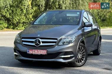 Хэтчбек Mercedes-Benz B-Class 2016 в 