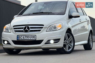 Хэтчбек Mercedes-Benz B-Class 2011 в 