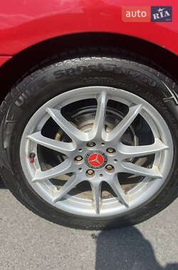 Хэтчбек Mercedes-Benz B-Class 2009 в 
