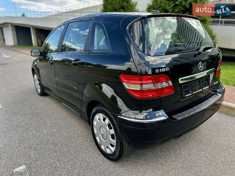 Хэтчбек Mercedes-Benz B-Class 2011 в Киеве фото 5 Хэтчбек Mercedes-Benz B-Class 2011 в Киеве