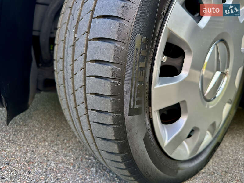 Хэтчбек Mercedes-Benz B-Class 2011 в Киеве фото 20 Хэтчбек Mercedes-Benz B-Class 2011 в Киеве